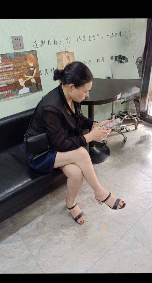 60岁妇女毛片的相关介绍